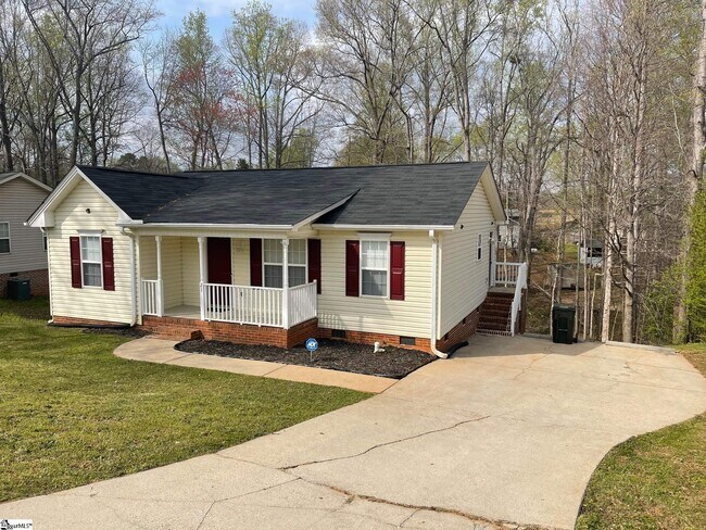 Building Photo - 21 N Kings Dr