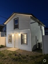 Building Photo - 1809 Jefferson St