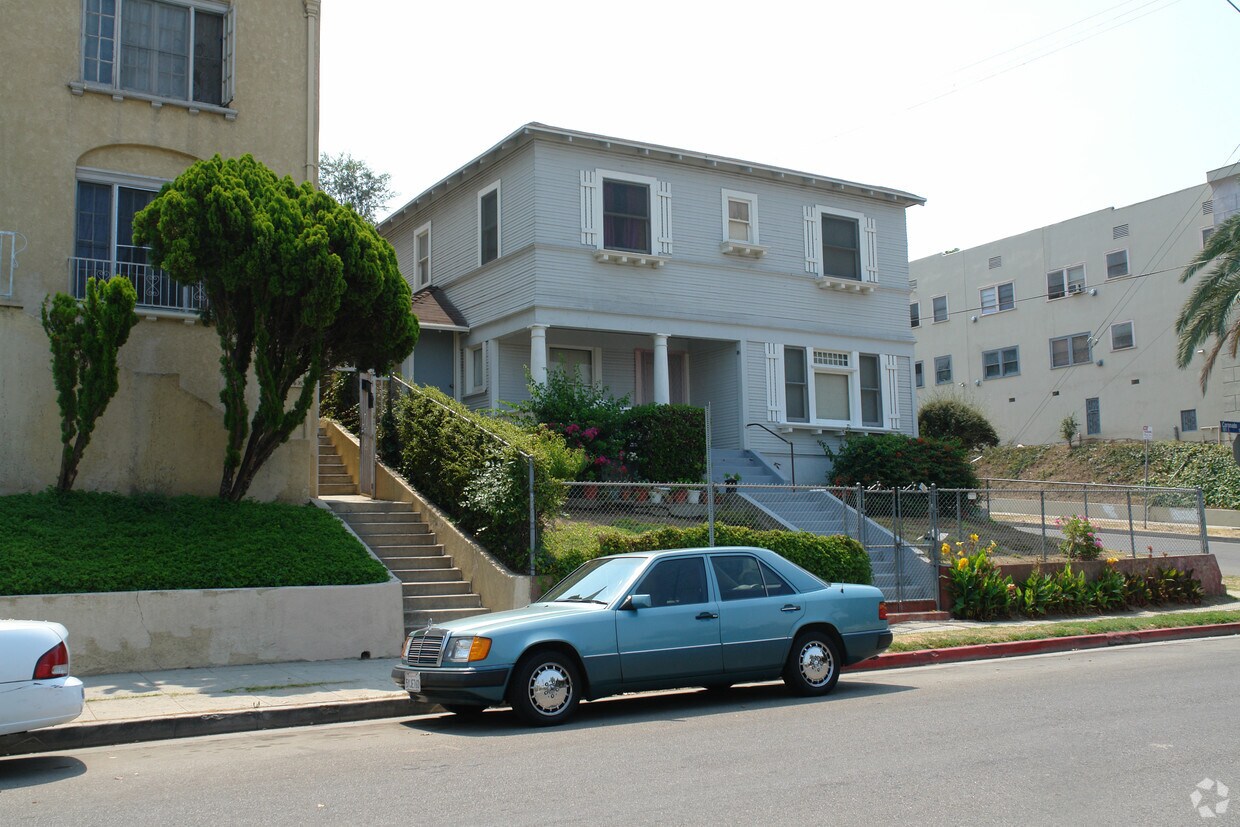 Primary Photo - 140 S Coronado St
