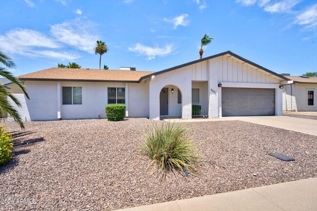 Building Photo - 8832 E Lupine Ave