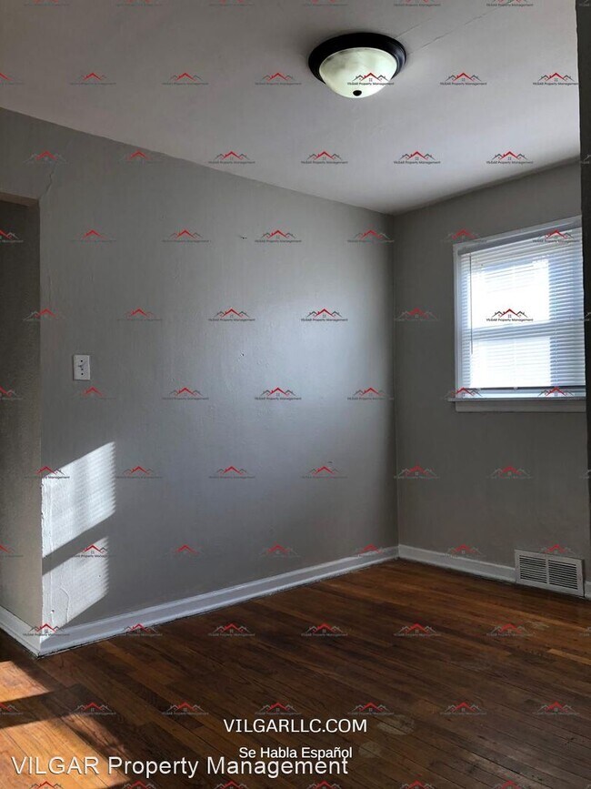 Foto del edificio - 3 br, 1 bath House - 2315 Buchanan St