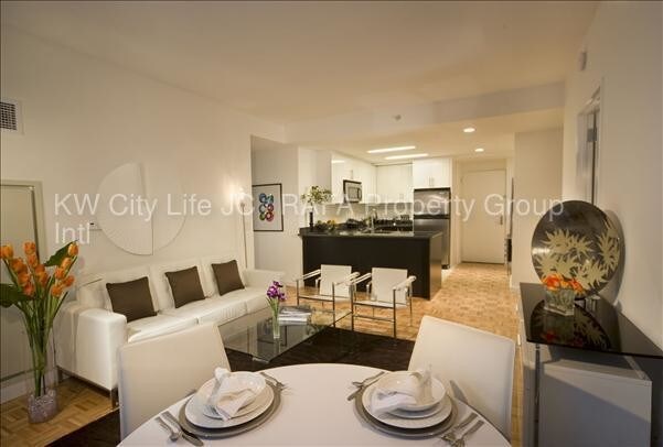 Primary Photo - Great Location & Spectacular Views!