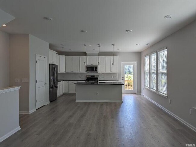 Building Photo - 3014 Worthy Way