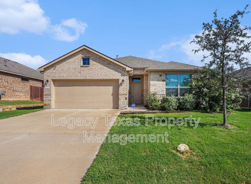 Foto principal - 1912 Albany Ln