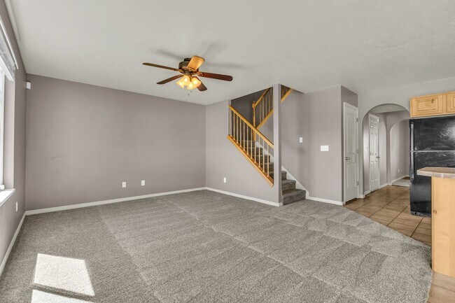 Foto del edificio - Spacious 4-Bedroom Home Near Hill Air Force Base