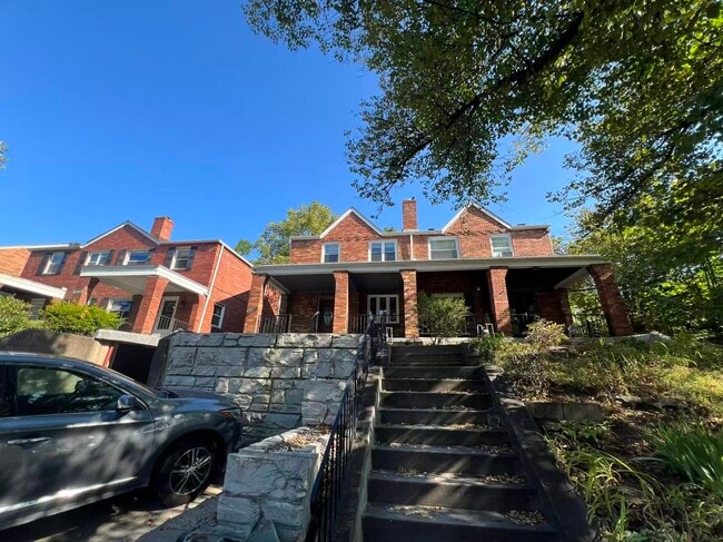 Photo - 4011 Beechwood Blvd House