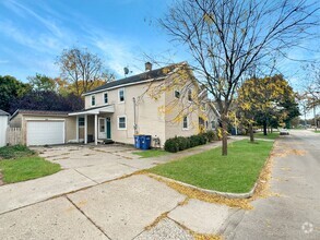 Building Photo - 314 Indiana Ave NW