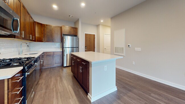 Interior Photo - Park Square