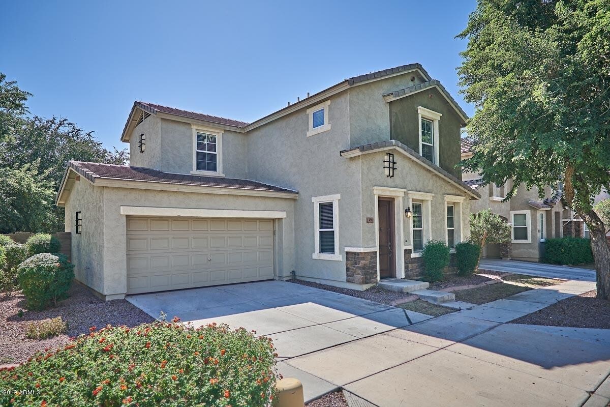 Foto principal - 4285 E Oakland St