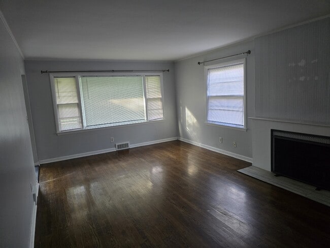 Building Photo - 2385 Rutherford Rd
