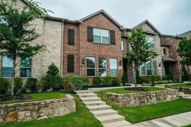Building Photo - 1020 Foxglove Dr