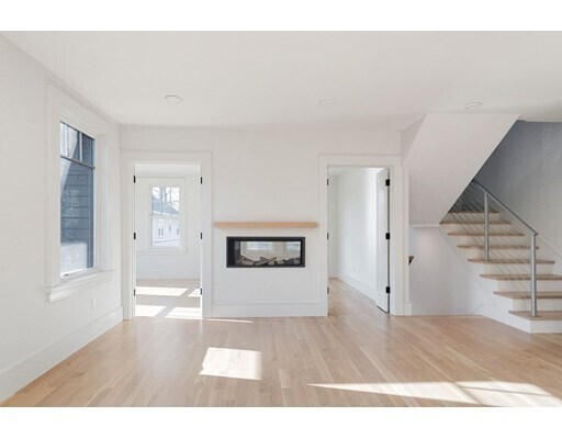 Building Photo - 24 Longfellow Rd