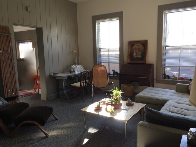 Foto del edificio - 303 E Livingston Ave