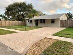 Foto principal - 7650 NW 33rd St
