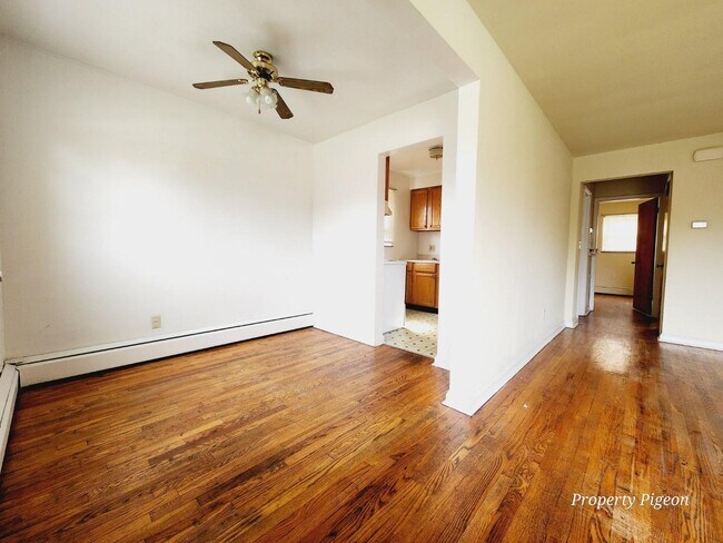 Foto del edificio - 5923 Cary Ave