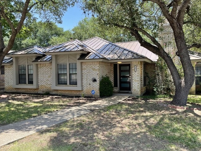 Stunning home @Churchill Estates 4/2/2 - Stunning home @Churchill Estates 4/2/2