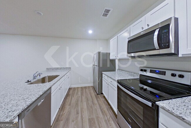 Foto del edificio - 322 Ironwood Ct
