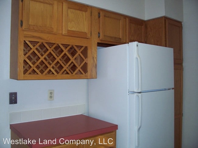 Building Photo - 2170 35th Ave Ct