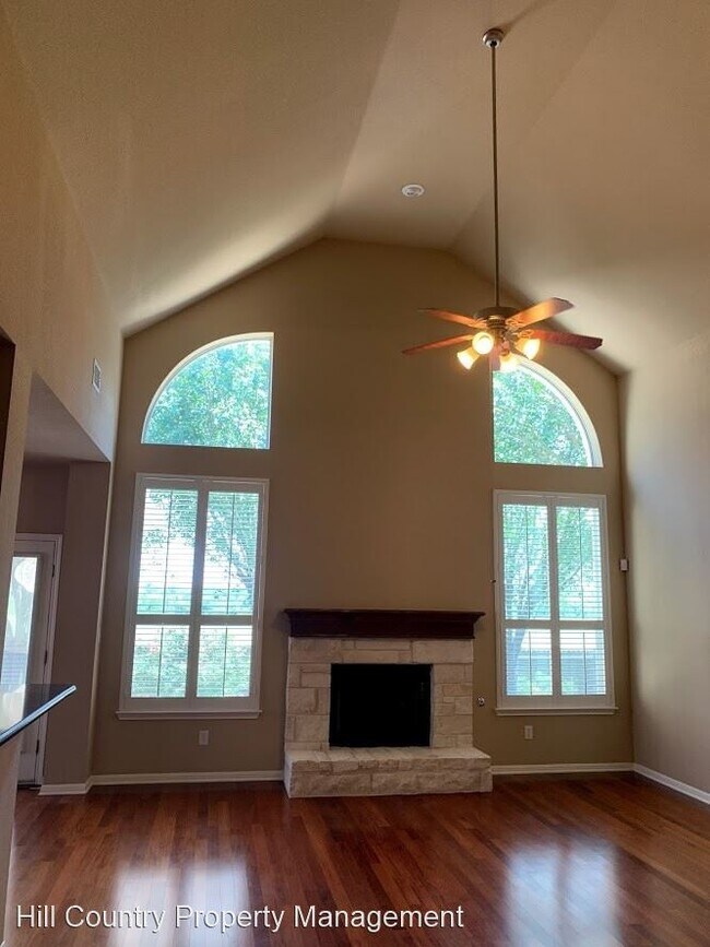 Foto del edificio - 4 br, 3.5 bath House - 9301 Castle Pines D...