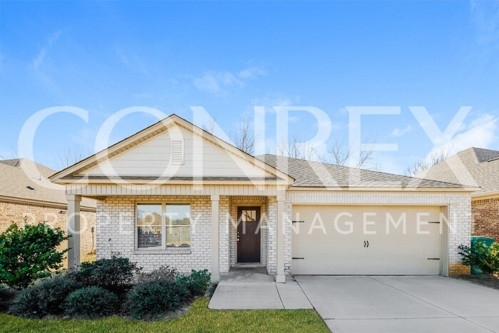 Primary Photo - Charming Three Bedroom with Fenced Backyard!