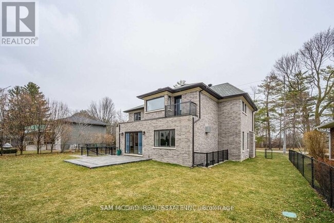 Building Photo - 577 Indian Rd