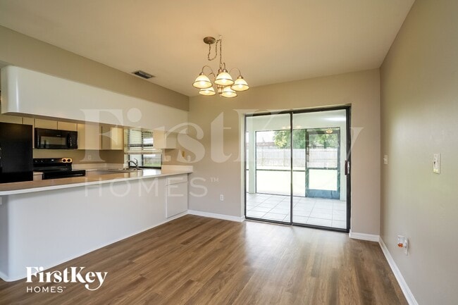 Foto del edificio - 1125 SE 33rd Terrace