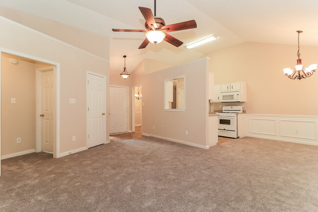 Building Photo - 47 Noah Dr