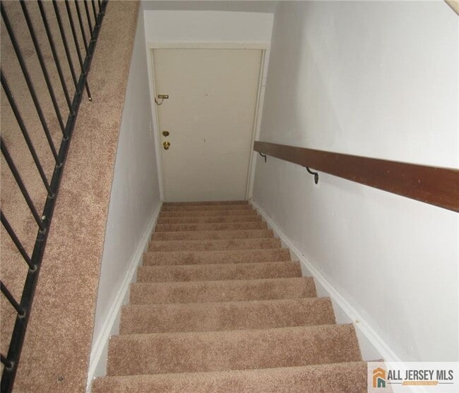 Foto del edificio - 504 N Oaks Blvd