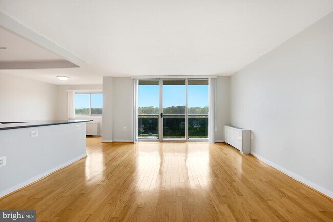 Foto del edificio - 7333 New Hampshire Ave