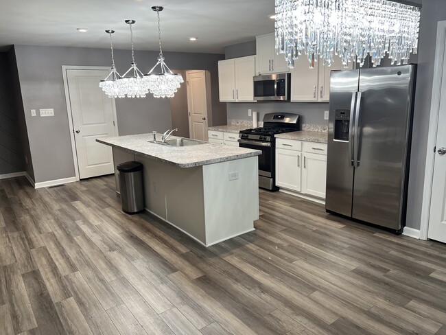 Foto del edificio - 208 Normandy Cres