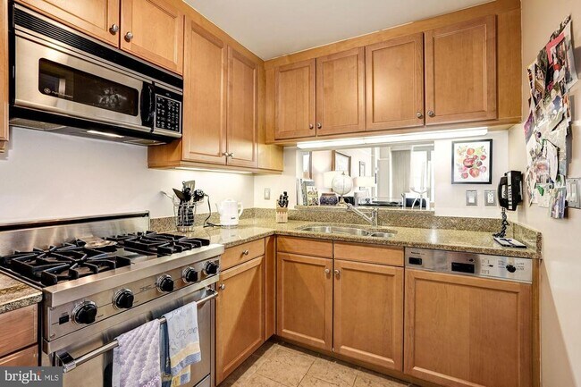 Foto del edificio - 1155 23rd St NW