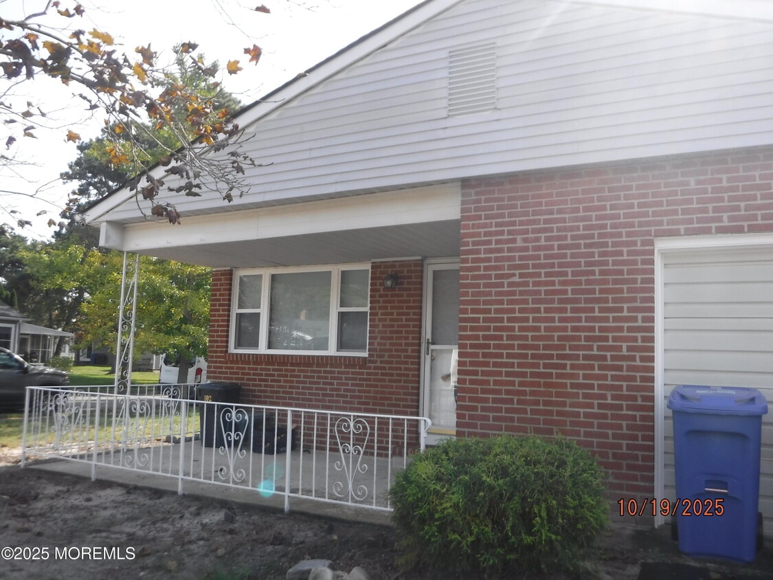 Foto principal - 102 Troumaka St