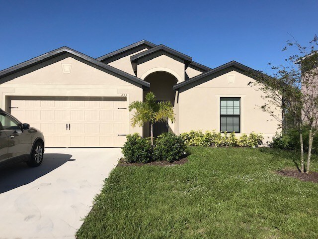 Primary Photo - $1350- BRAND NEW!! 3/2 in Shadow Lakes.
