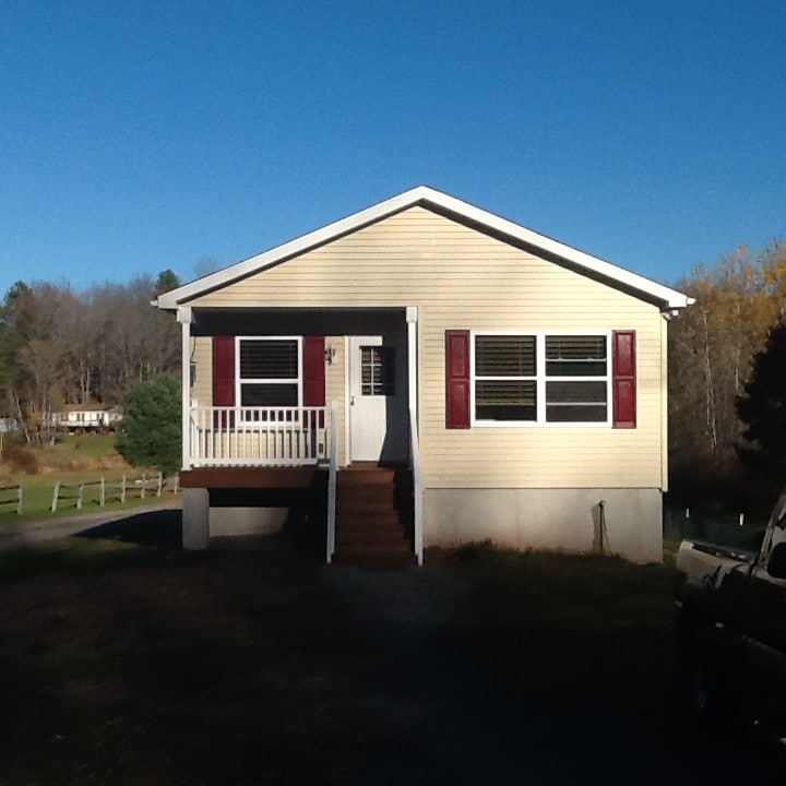 136 Lakeside Dr, Honesdale, PA 18431 House for Rent in Honesdale, PA