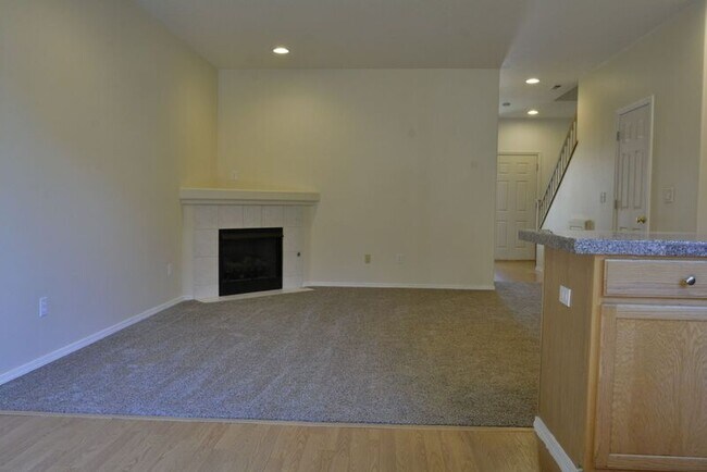 Foto del edificio - 773 SW 198th Pl