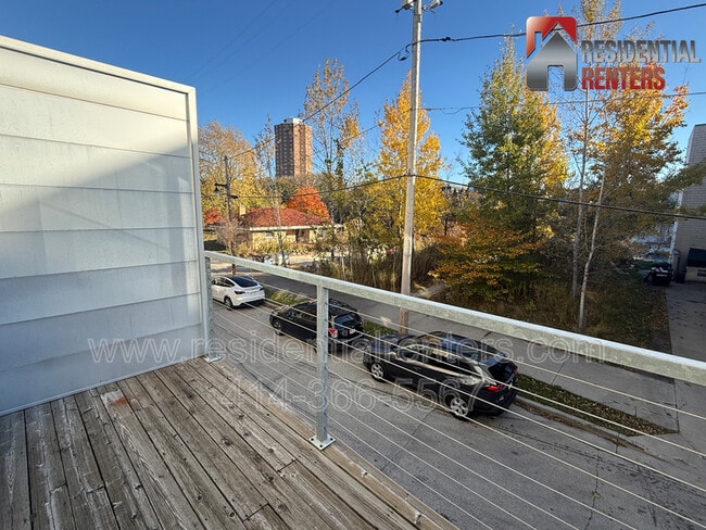 Foto del edificio - 2121 N Riverboat Rd