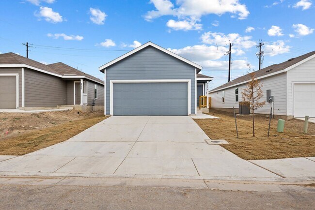 Building Photo - 5724 Mangas Cir