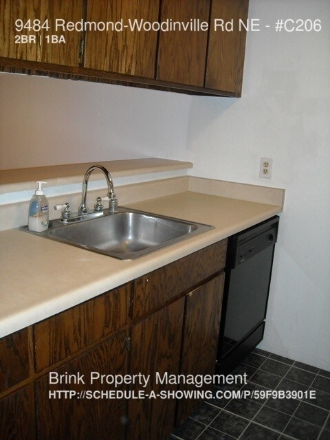 Building Photo - 9484 Redmond Woodinville Rd NE