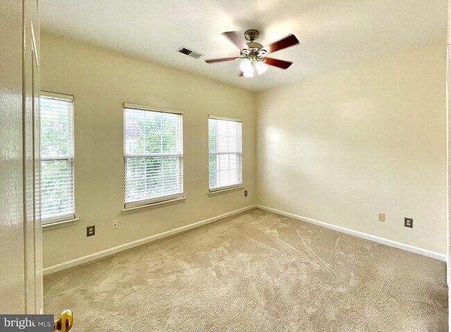Building Photo - 12518 Heykens Ln