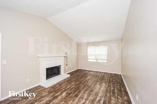 Foto del edificio - 1287 Mill Lake Cir