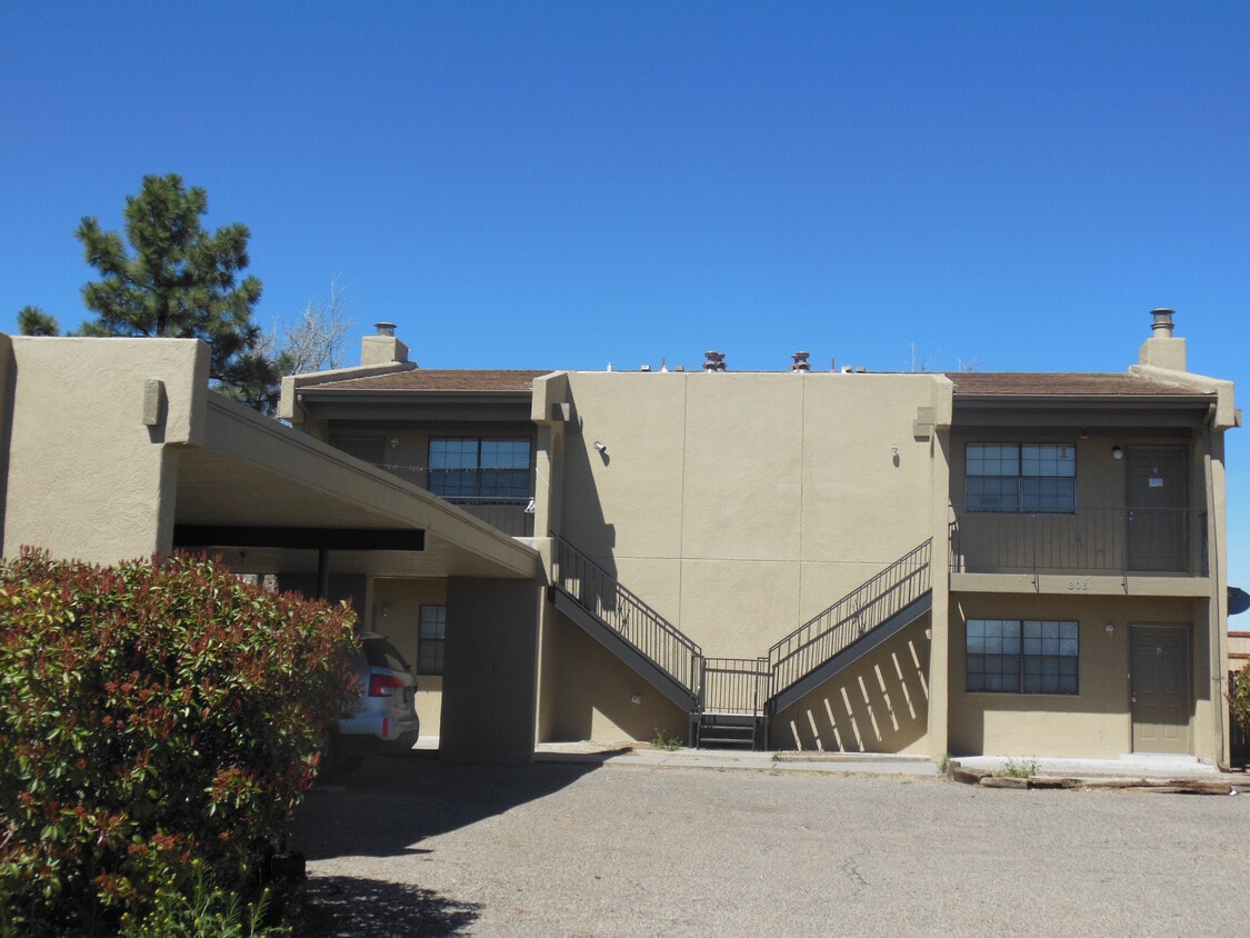 305 Geraldine Rd SE Unit B, Rio Rancho, NM 87124 Apartments in Rio