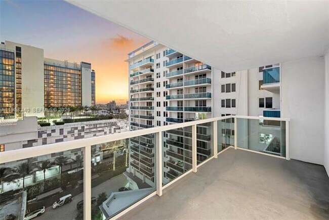 Foto del edificio - 2301 Collins Ave