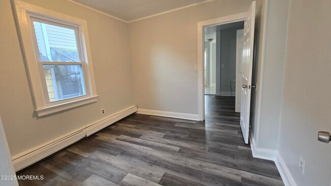 Building Photo - 11 St Peters Pl