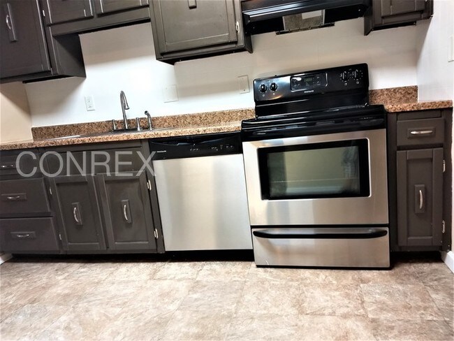 Building Photo - Loralinda - Welcome Home