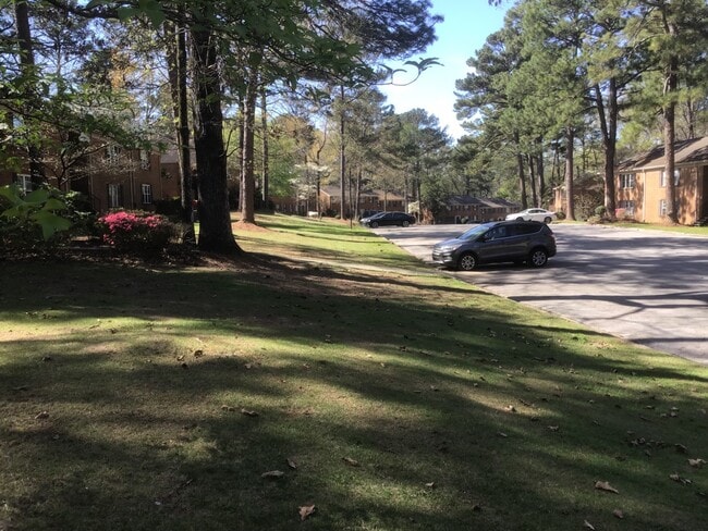 Building Photo - 2080 Montreat Cir
