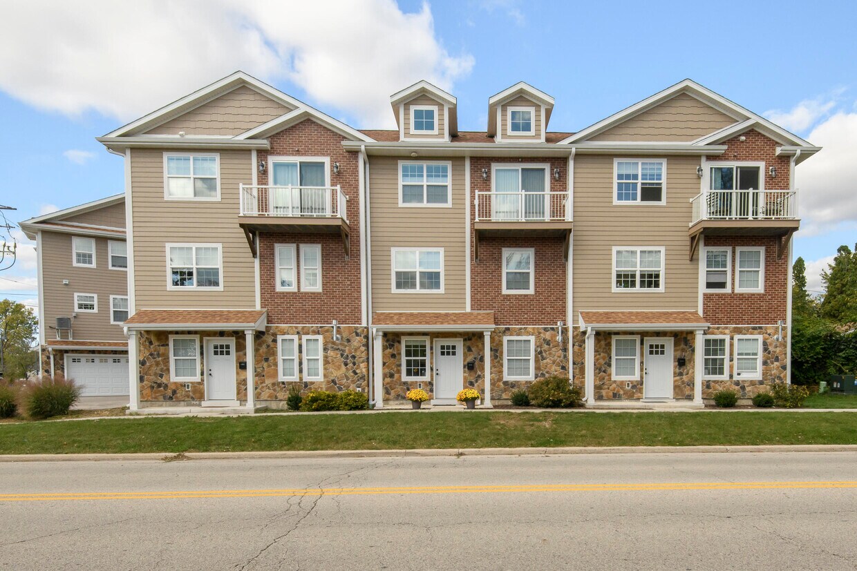 Foto principal - 206 Grand Ave