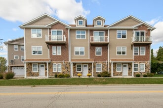 Building Photo - 205 Fox St