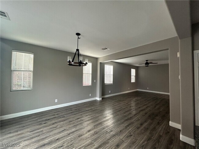 Building Photo - 10066 Trotter Peak St