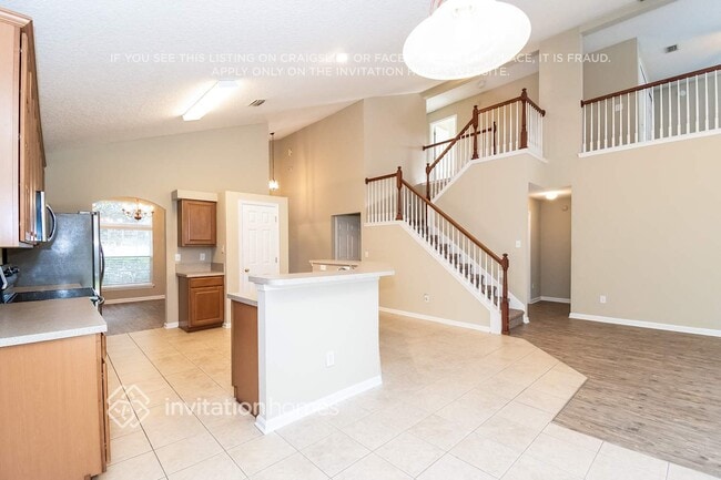 Building Photo - 829 Marjories Way