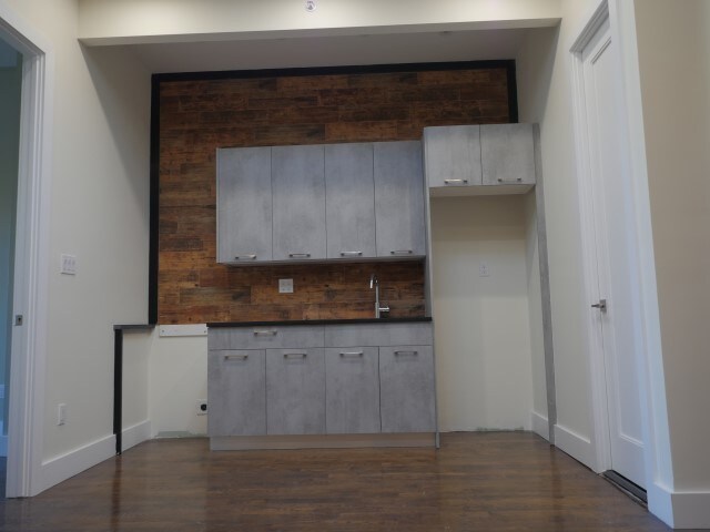 Building Photo - 2156A Fulton St